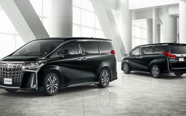 Toyota Alphard / Vellfire — Luxury MPV, 6 passengers